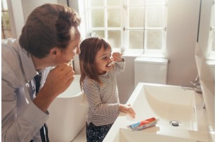 When and how often should you brush your teeth?
